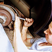 Car mechanic